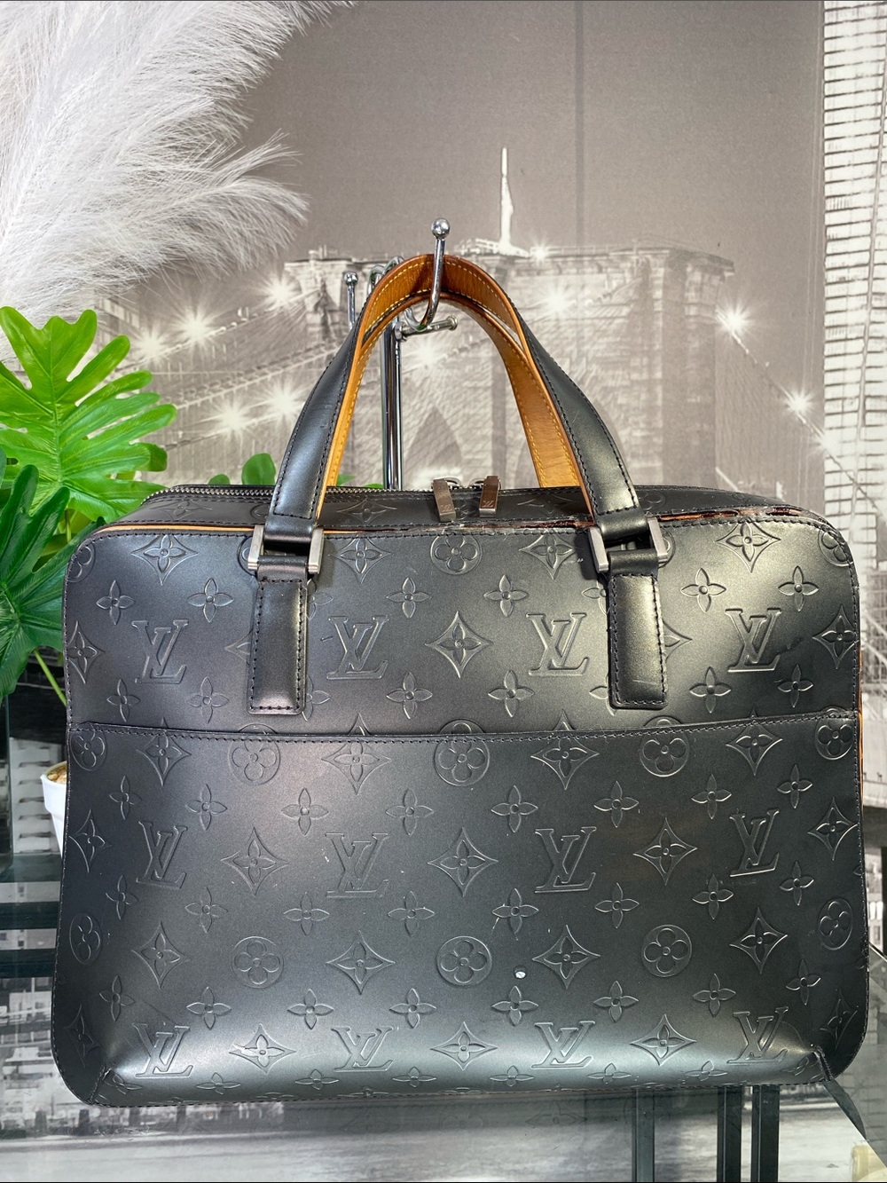Authentic Louis Vuitton Monogram Matte Malden Business Briefcase Bag - Picture 3 of 17